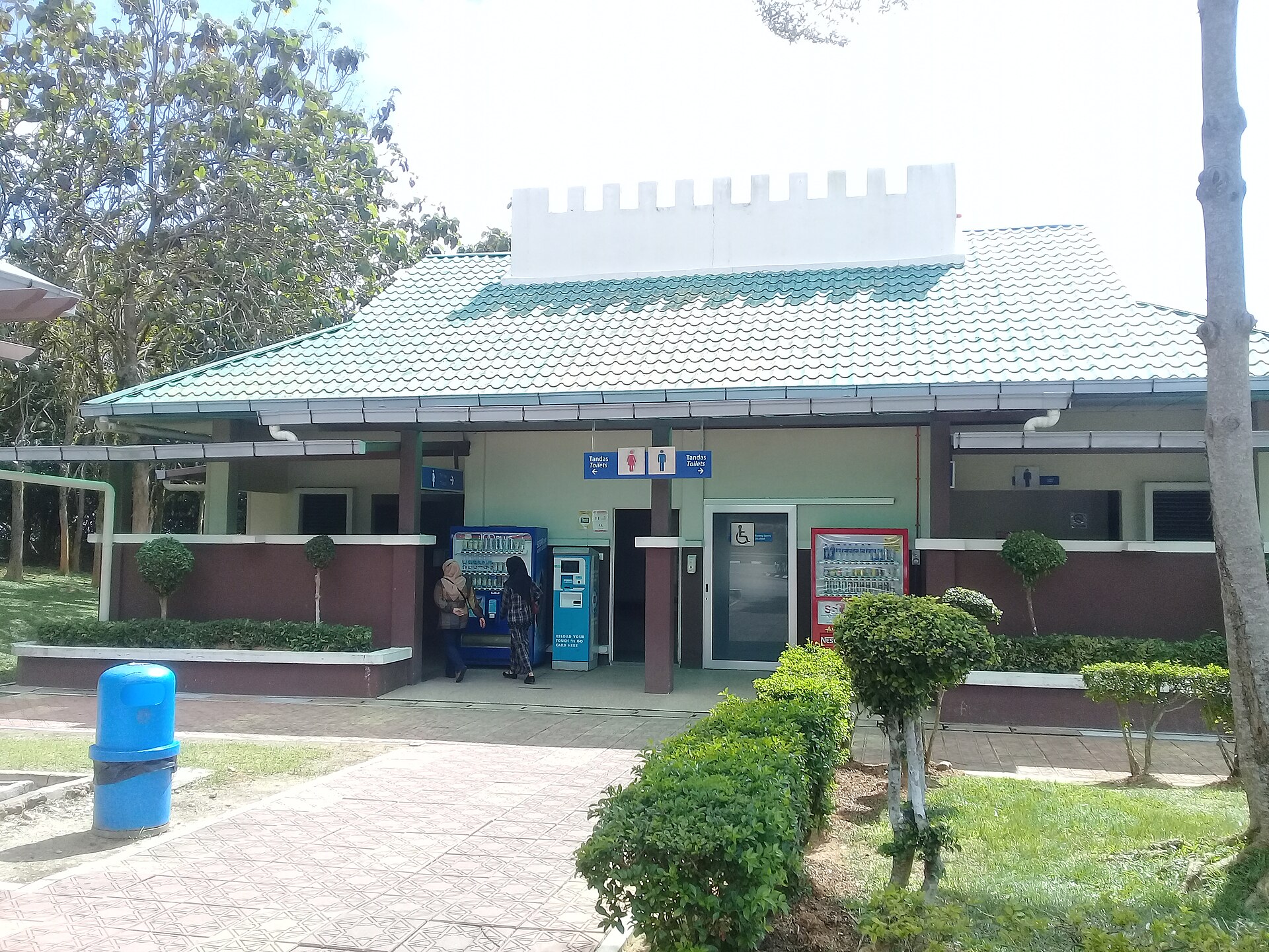 Malaysia lay-by road stop context for optional stop planning on a quoted private MPV trip